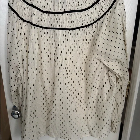 Lane Bryant Cream Blouse with Black Details - Picture 6 of 9